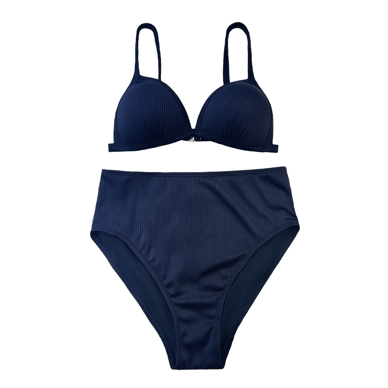 Sexy bikini vrouwen plus size dames badkleding dikke vrouw in een bikini -foto\'s